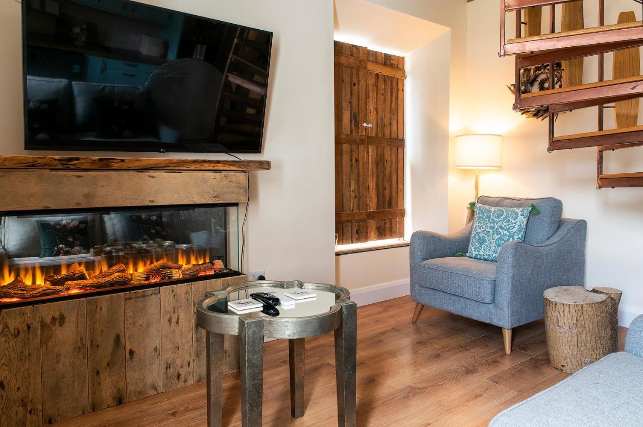 Kylemore House Boutique Apartments - Connemara Suite Exterior photo